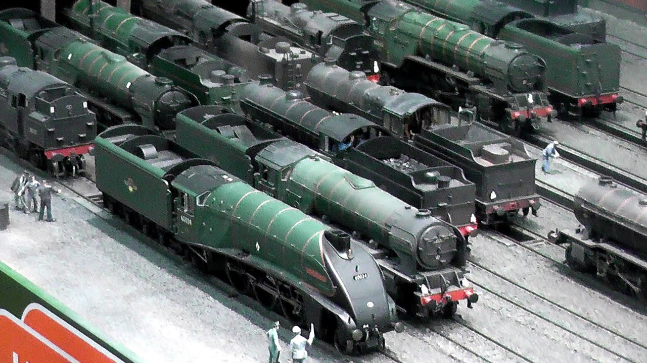 Preston Model Railway Exhibition 2014 - YouTube