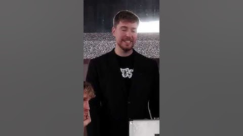 Logan Paul Fails To Fool Kai Cenat In Mr Beast Video
