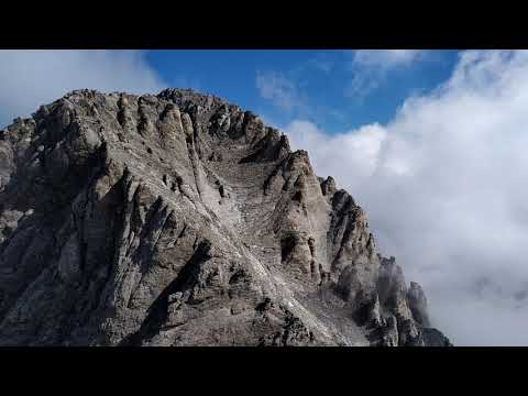 Video: Bagaimana Untuk Mendaki Mount Olympus, Greece, Sebagai Perjalanan Dua Hari Dari Athens