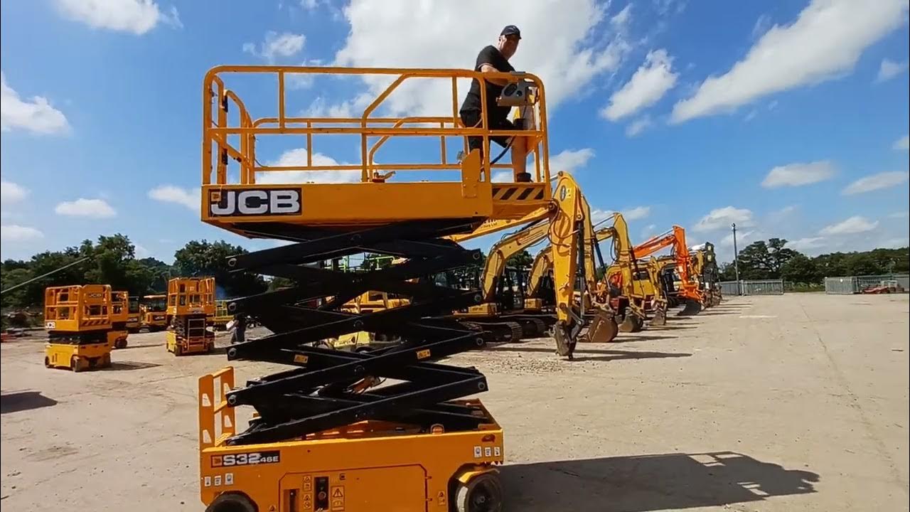2017 JCB S3246E Electric Scissor Lift, In auction Saturday 25th June