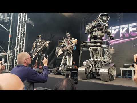 Compressorhead, live at Gogbot 2018 -  song: Compressorhead