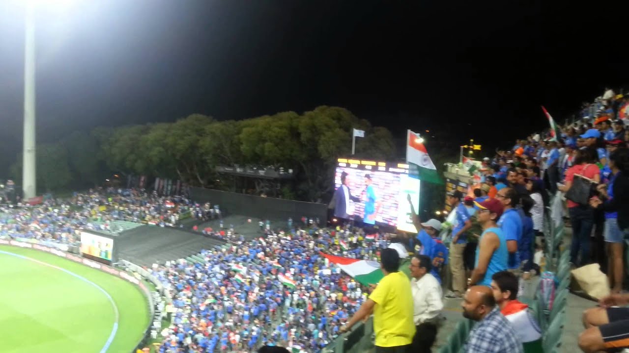 Crowd at India vs Pak presentation at Adelaide Oval