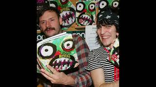 The Mighty Boosh Opening Song (Looped)