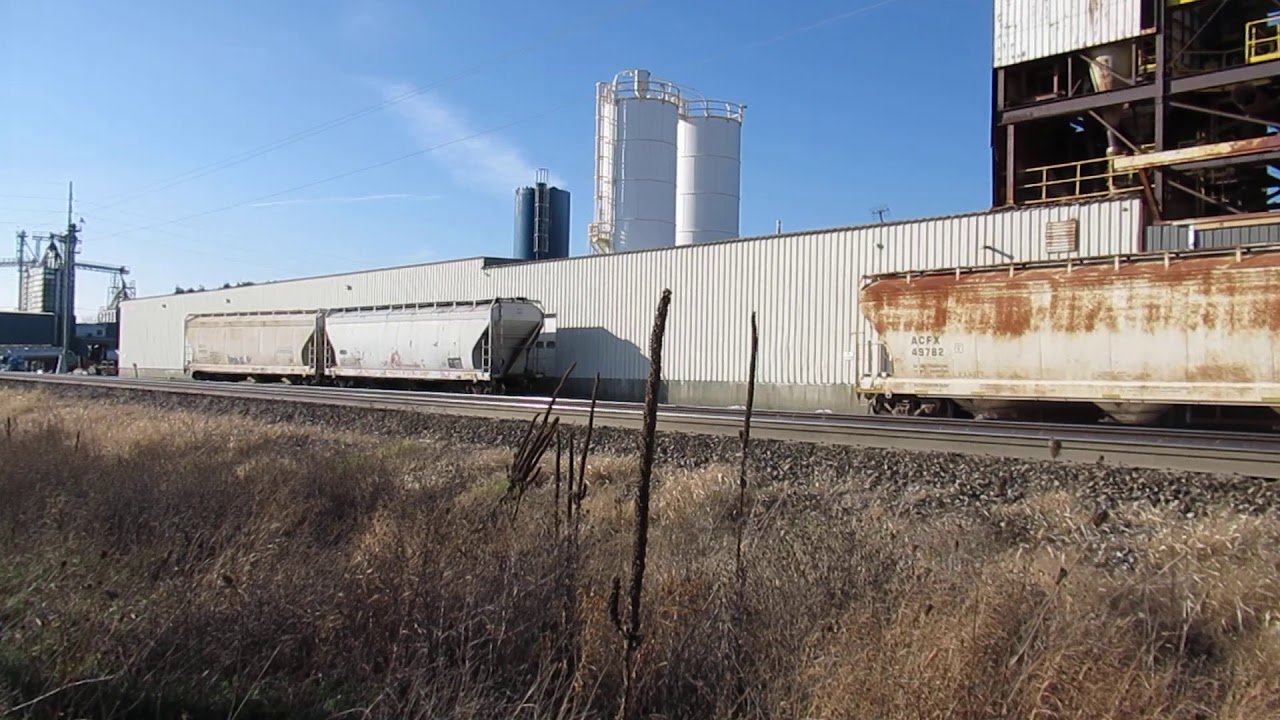 Full scenic view of covered hoppers at IMERYS HARBORLITE perlite processing plant by Vicksburg, MI
