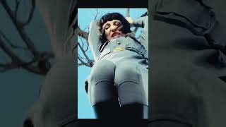 man escape huge ants ll #shorts #phonk #music #slowed