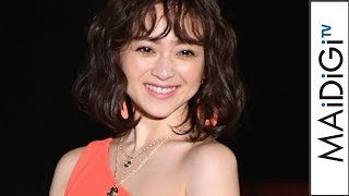 安達祐実、37歳でランウエーデビュー　肌見せパンツスタイルでガルアワ初登場
