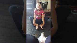 Clap Your Feet On Your Head