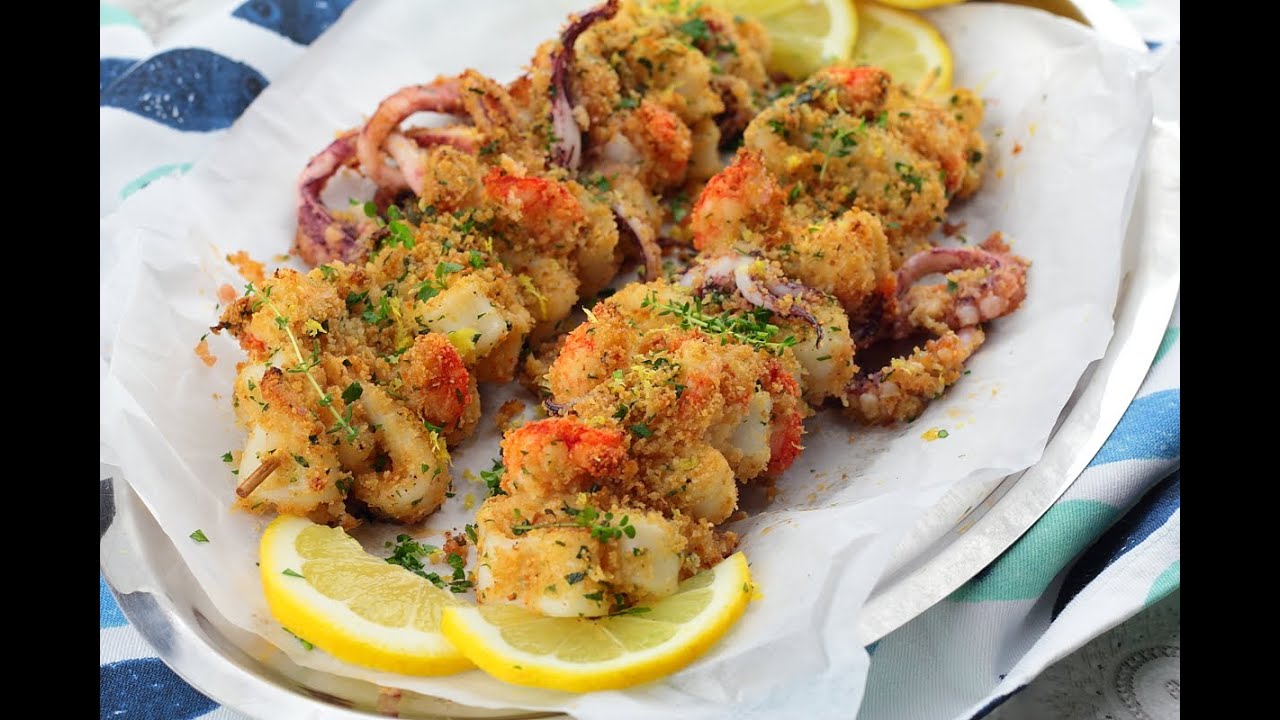 SPIEDINI DI CALAMARI E GAMBERI: cotti in forno con una deliziosa panatura!