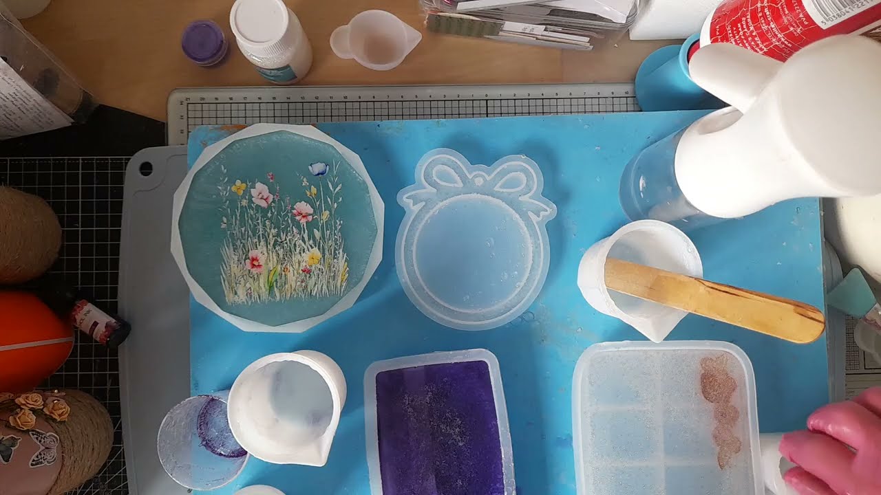 Having a play with resin. Part 1 - pouring the molds