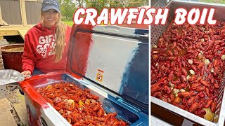 HOSTING MY FIRST CRAWFISH BOIL | HOW TO DO IT TOO!