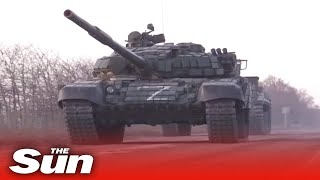 Russia's armoured 'Z tanks' head towards Ukraine's city of Mariupol