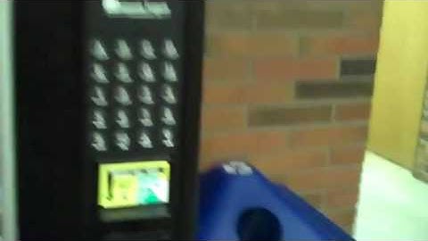 NEW CODES Pt. 2 (2016) How to hack a vending machine. How to get free drinks