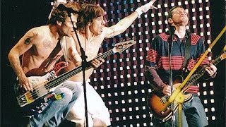 Red Hot Chili Peppers - The Longest Wave - The Getaway -  Lyrics