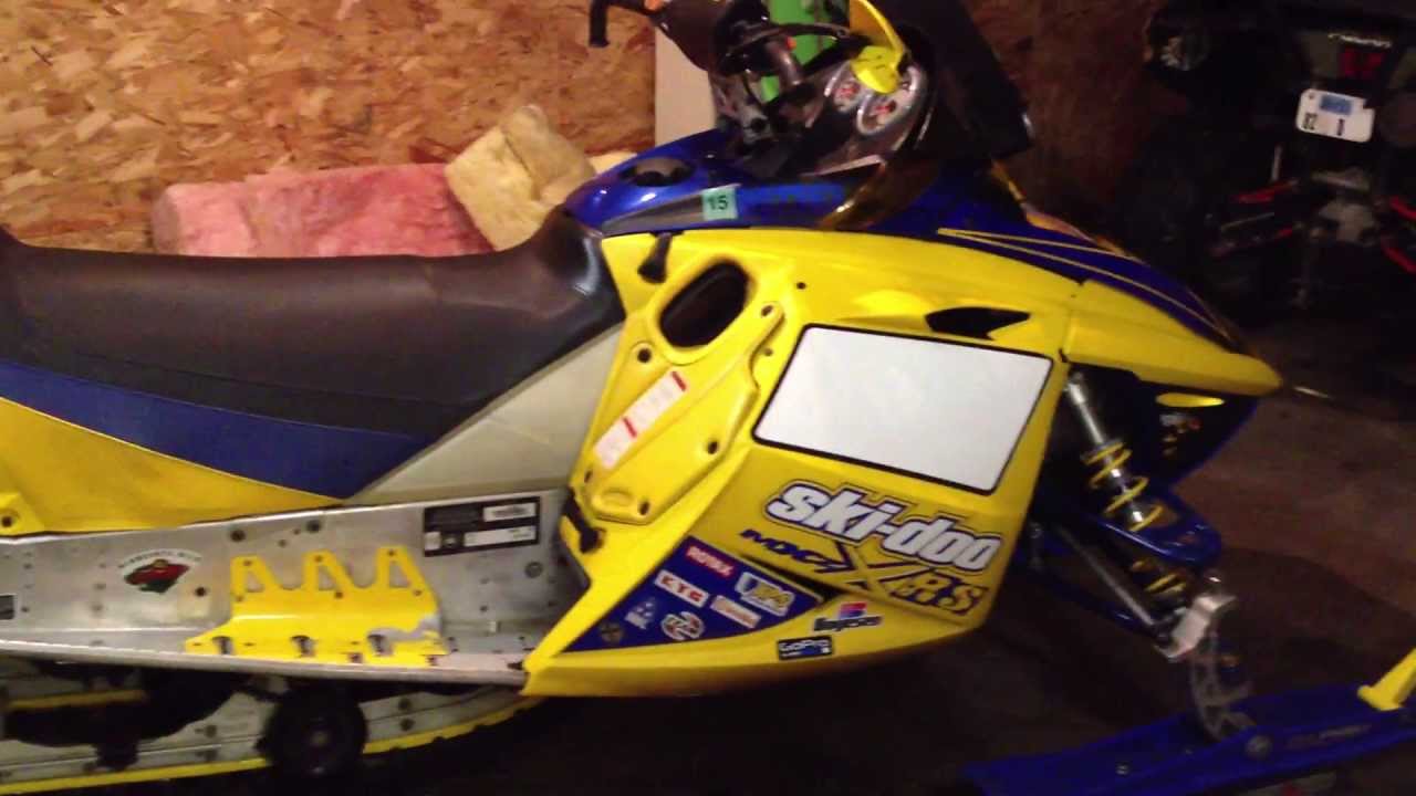 2007 Ski-Doo MXZ X-RS 600 SDI Walk Around BMP can C&A skis! - YouTube