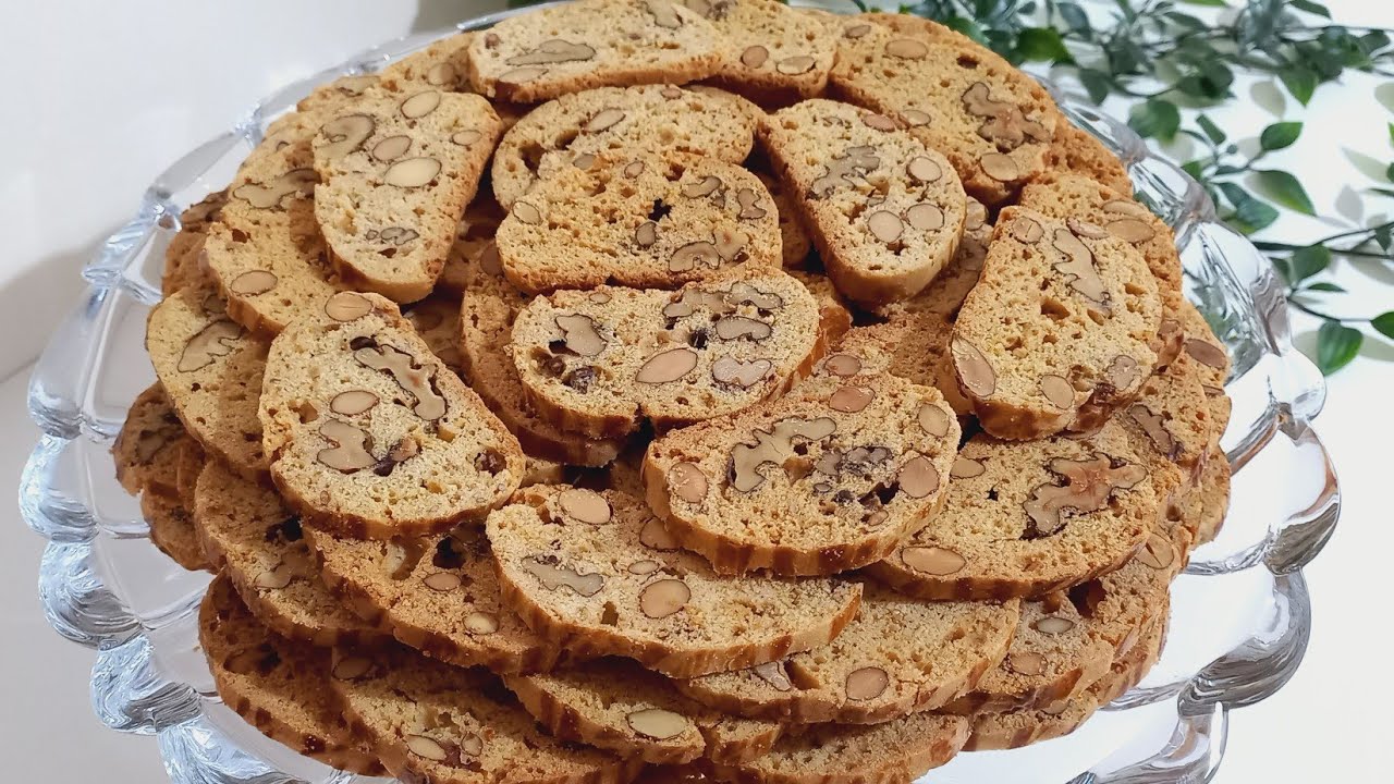 فقاص باللوز والجوز ناجح بدون تكسر