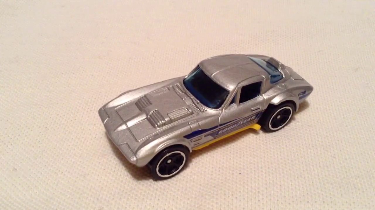 hot wheels corvette grand sport tm gm