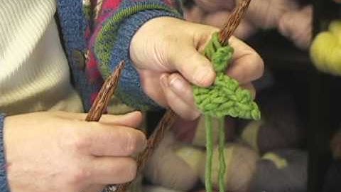 Knitting Instructional Video - How to do a Picot Cast Off