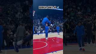 Derrick Jones Jr 360 eastbay dunk in warm ups 🔥 #teamflightbrothers #nba #mavs