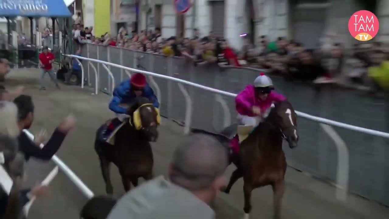 Finale Palio Ippico Ascensione 2024 vince Arrajulida contro Delia Duel