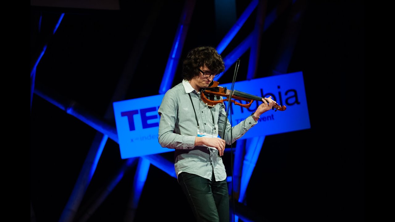Performance | Farkas Izsák hegedűművész | TEDxDanubia 2014