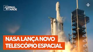 NASA lança telescópio que enxerga 100 vezes mais que o Hubble
A NASA lançou o telescópio espacial Nancy Grace Roman, que terá capacidade de observação muito maior que a do Hubble. O equipamento vai mapear o universo e investigar a formação de estrelas, galáxias e planetas.
O Roman também vai buscar novos exoplanetas e estudar a chamada energia escura, que está relacionada à expansão do universo.
A missão pode ajudar os cientistas a descobrir se existe vida além da Terra e ampliar o conhecimento sobre a origem e a evolução do universo.
#JornalDaTarde #TVCultura #SomosCultura
▶️ BAIXE O APLICATIVO CULTURA PLAY ▶️
- Play Store: http://bit.ly/3KUUHhI
- Apple Store: http://apple.co/3LgEK72
Inscreva-se no canal e clique no sininho para ser notificado das novidades!
Siga as redes do Jornalismo TV Cultura!
Facebook: https://www.facebook.com/jornalismotvcultura
Twitter: https://twitter.com/jornal_cultura
Instagram: https://www.instagram.com/jornalismotvcultura/
TikTok: https://www.tiktok.com/@jornalismotvcultura?lang=pt-BR
Site: https://tvcultura.com.br/ NASA lança telescópio que enxerga 100 vezes mais que o Hubble