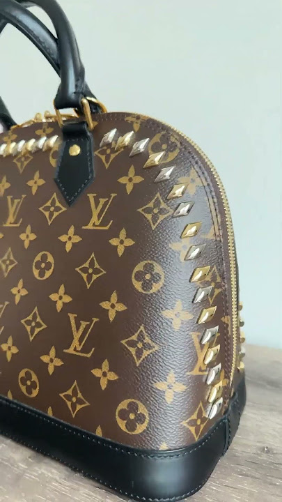 LOUIS VUITTON BOITE CHAPEAU SOUPLE TIME TRUNK MONOGRAM HANDBAG -NEW+RECEIPT