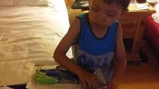 Jet Launcher Toy Review, Harrah's Laughlin River View screenshot 5