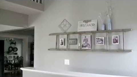 a ladder on the wall for decoration Pallet decor ideas