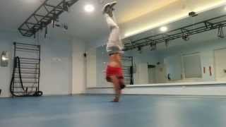 bboy Adamos - cardio 2000 training.