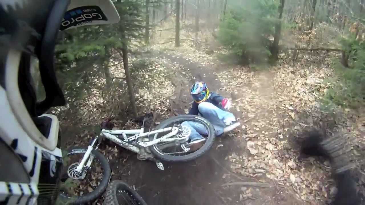 Downhill/Freeride Crashes Fails 2013