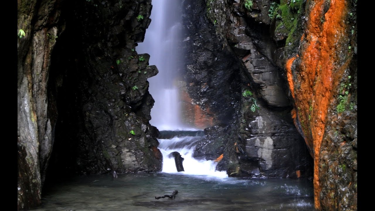 台灣真美武界摩摩納爾瀑布 Youtube