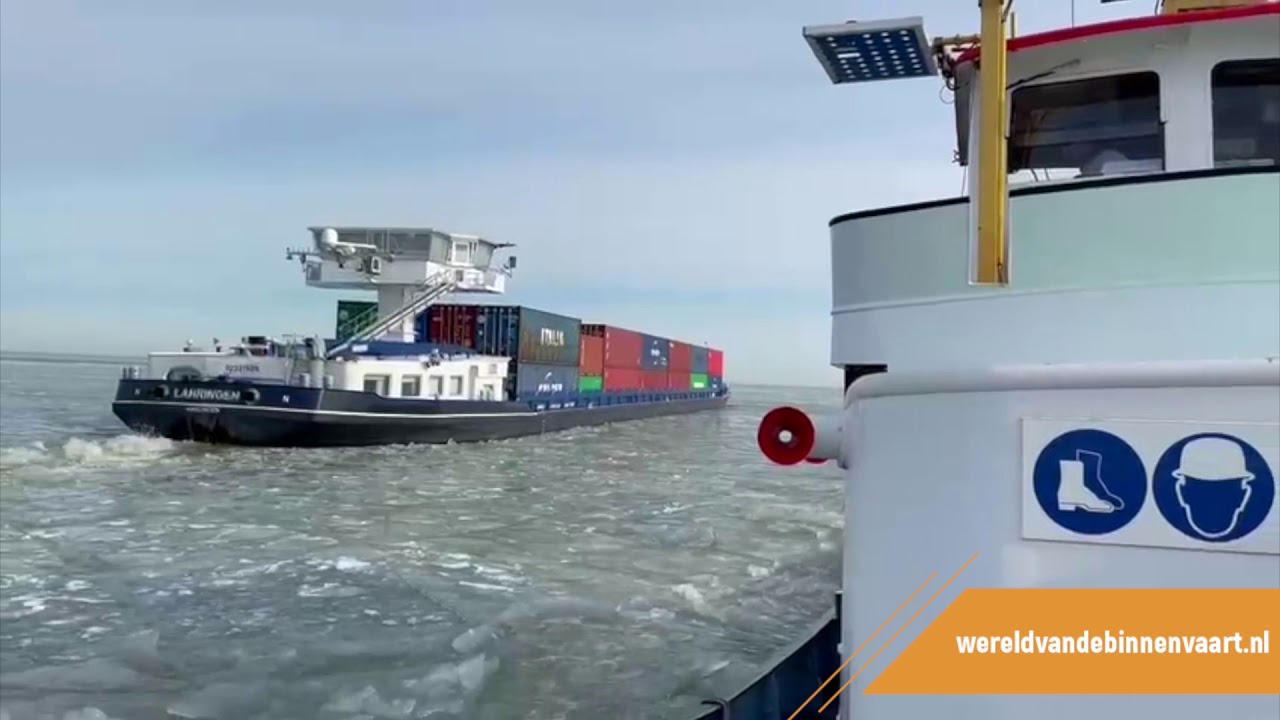 Met ijsbreker Tyfoon op het IJsselmeer | Binnenvaart