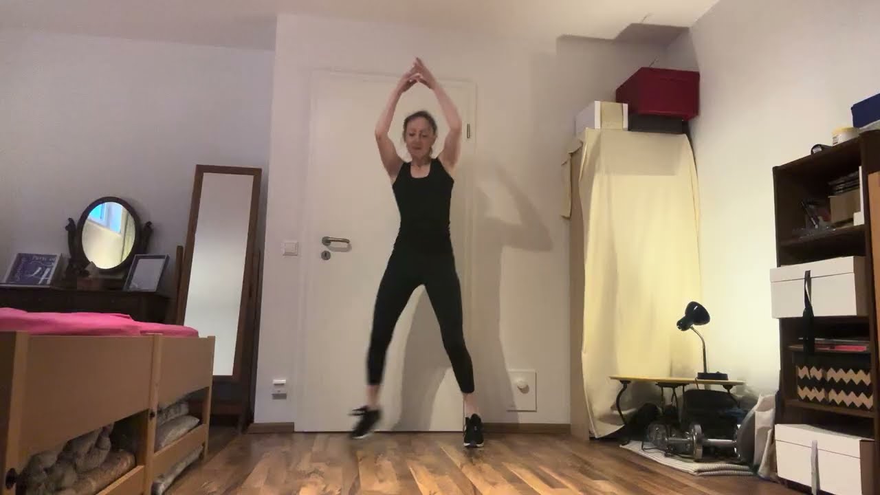 ‘Toxic’ by Britney Spears: Dance Fitness Workout Choreography 