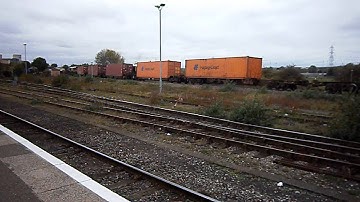 DB Schenker Class 66: no 66161 Passing Didcot Parkway Working A Intermodal Train On The 08/10/2011