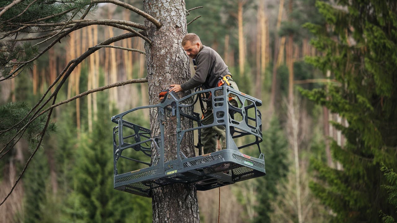 Best Climbing Tree Stands for 2025: Avoid These Rookie Mistakes