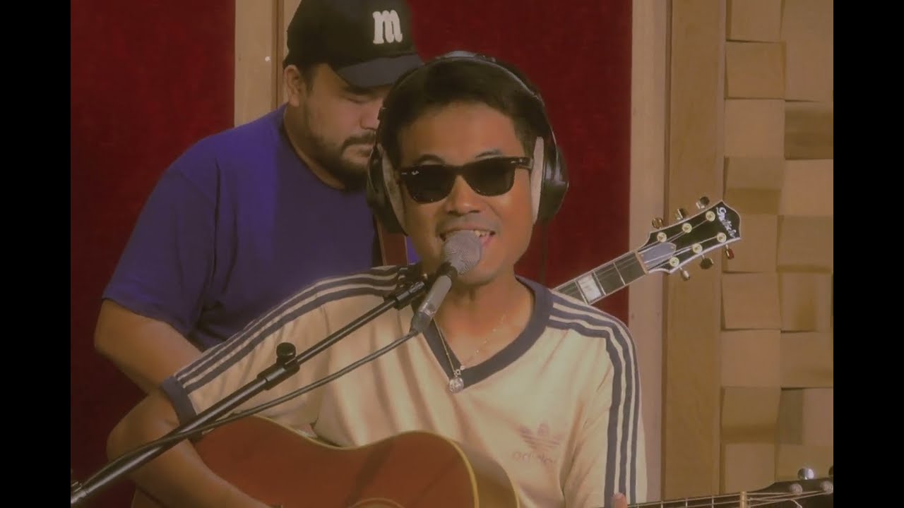 Watch WHATFALSE - รอยยิ้มเธอสวยมากกว่า... (Live At Buono Studio) on YouTube Watch WHATFALSE - รอยยิ้มเธอสวยมากกว่า... (Live At Buono Studio) on YouTube