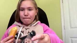 Eating a Twinkie for the first time! screenshot 2