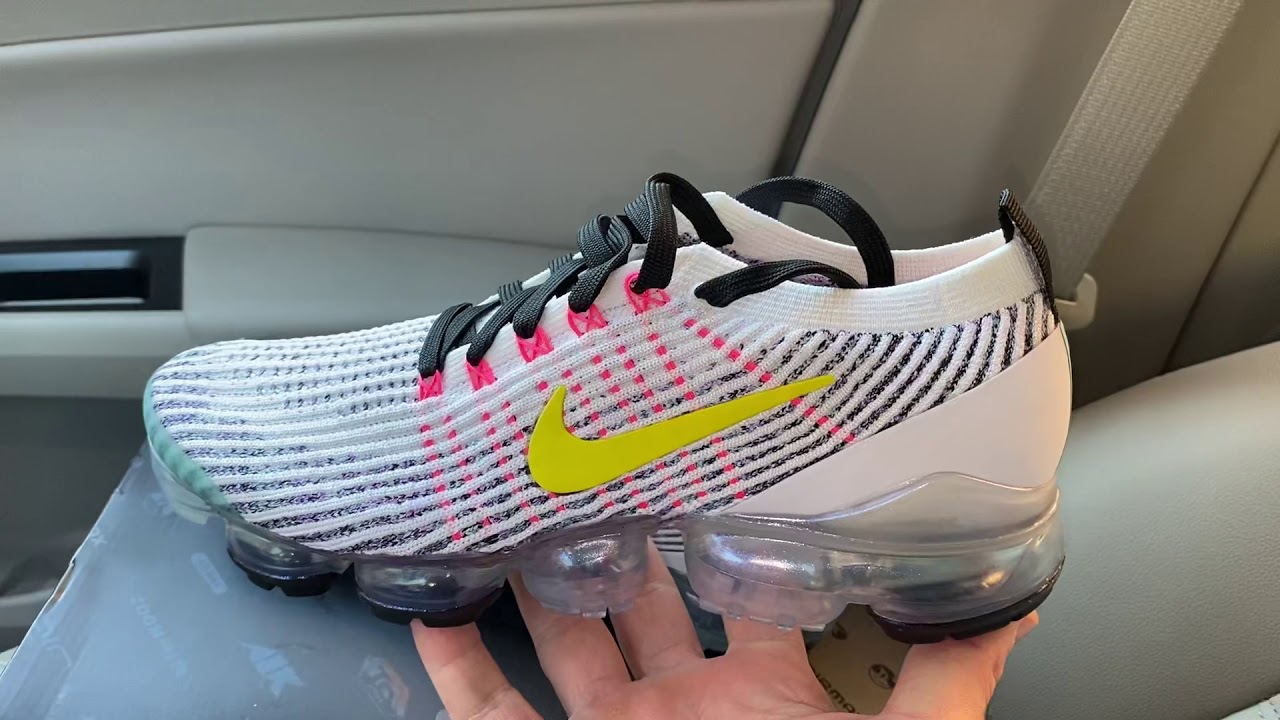 vapormax 3 white dynamic yellow