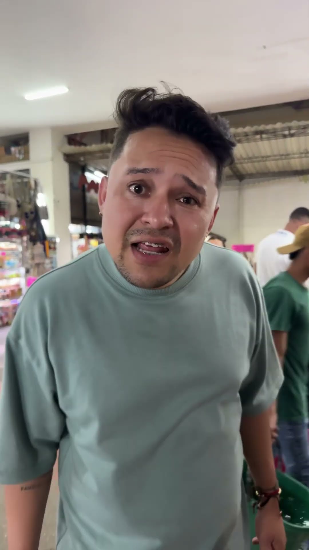 Cuál es el neyfer real izquierda o derecha #comedia #comedy #humor #funny #risa #cosasdecasa