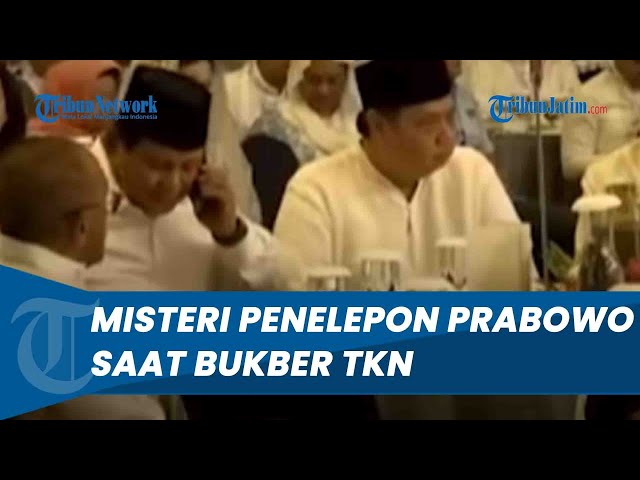 Mayor Teddy Merapat saat Prabowo Terima Telepon Misterius di Bukber TKN hingga Keluar Lokasi class=