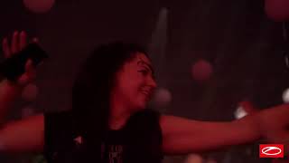 Armin van Buuren's ID With Kamilla Bayrak @ Mainstage, ASOT 950