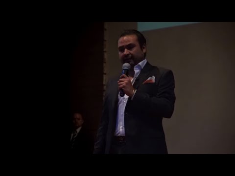 EL SER O NO SER EN LA CRIPTOECONOMÍA | Renato Rodríguez | TEDxPalmitas