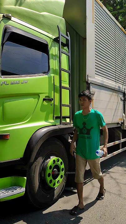 SUPIR SAAT PARKIR DI LUAR GUDANG🥲 #driver_vlog #shortvideos #viral