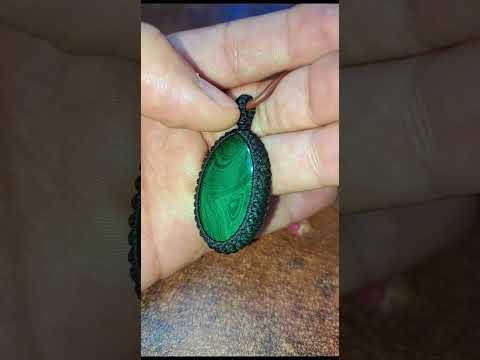 قلادة ملاكيت طبيعي  حجر التوازن والتناغم الشريف للاحجار الكريمة احجار كريمة