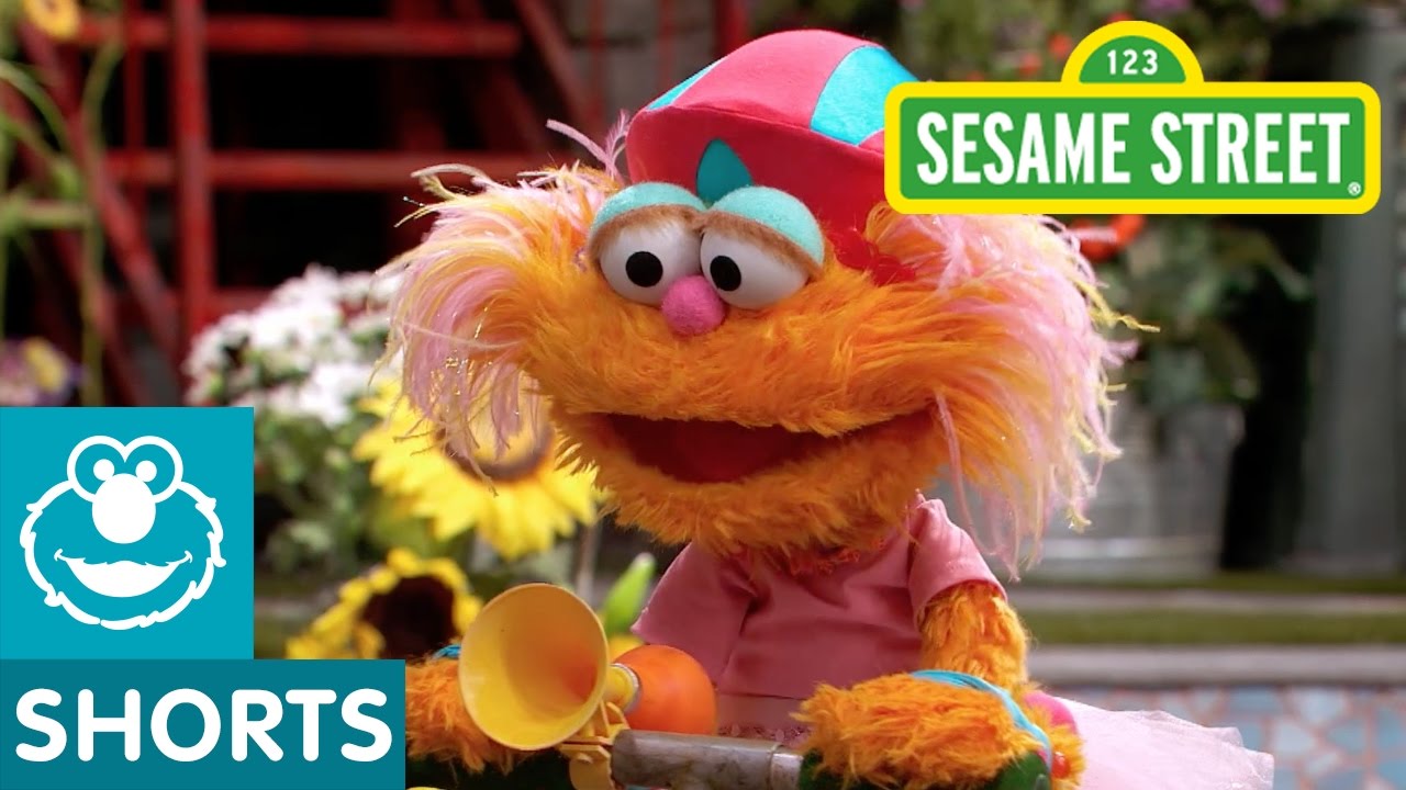 Sesame Street: Elmo Helps Zoe Ride a Scooter - YouTube