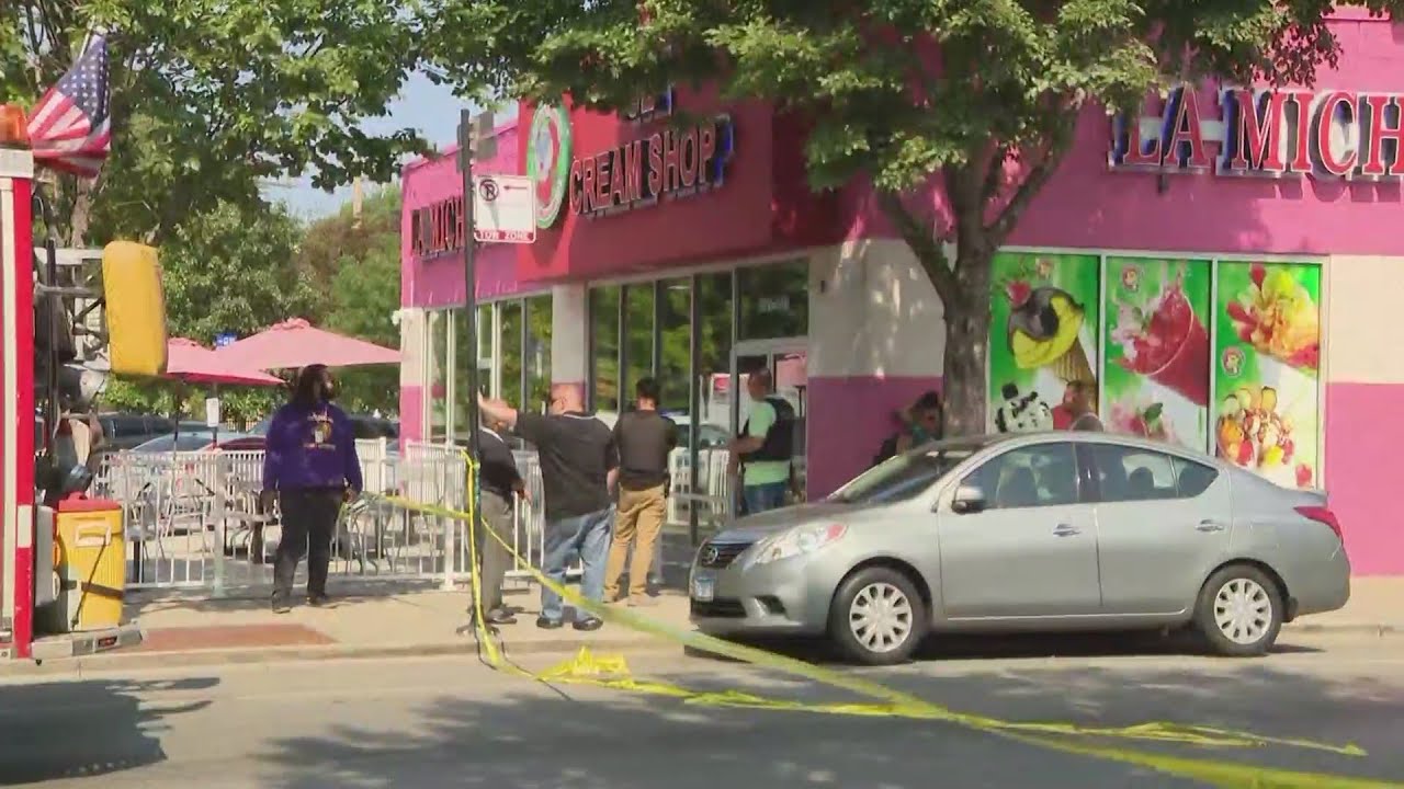4 teens shot at business in front of Carl Schurz High School - YouTube