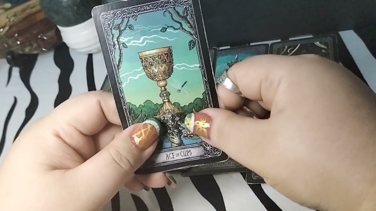 Aquarius 🌸 pwedeng mapunta sa mas matibay na relasyon ang koneksyon na ito. ♥️