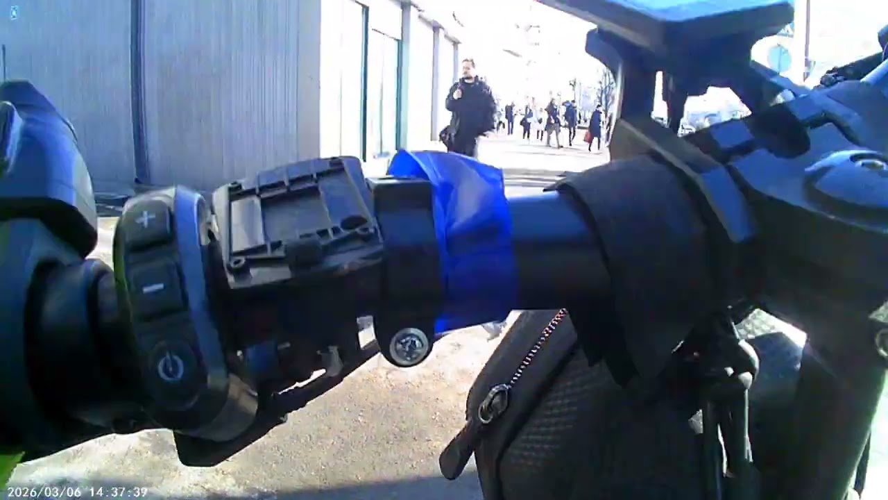 Первый полет через бордюр по асфальту)).... Солнце светануло((😂😁👍🔥