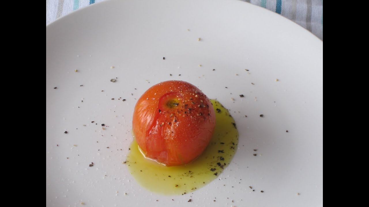 The best way to eat an organic tomato - YouTube