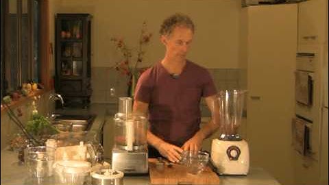 Powermill blender versus Magimix food processor demo #2